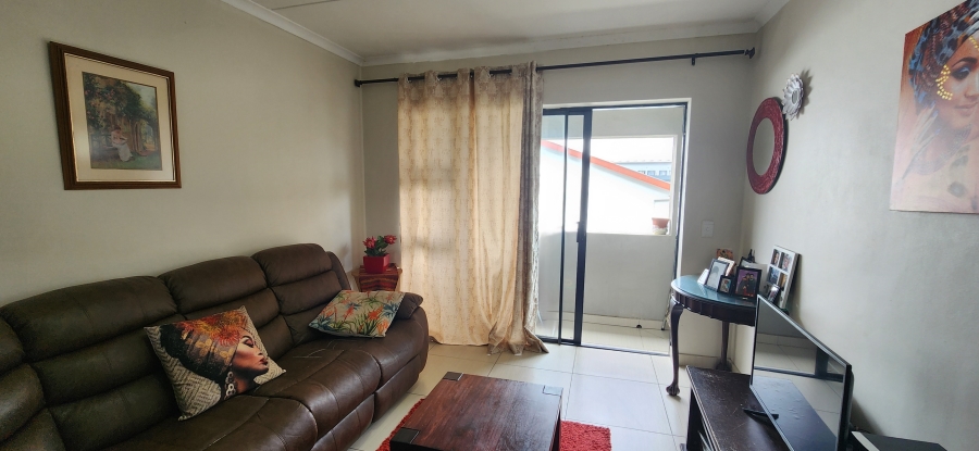 To Let 2 Bedroom Property for Rent in Parklands East Western Cape